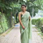 Handloom Jamdani  Saree | Floral Motifs |  Pastel Spring Green